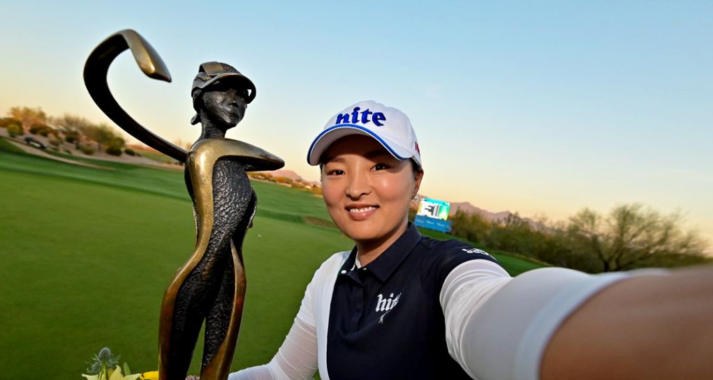 Jin Young Ko emerges from crowded leaderboard to win in Arizona