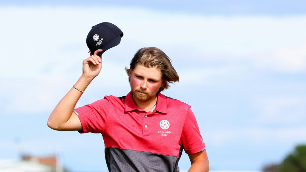 Amateur Championship - Joe Long showed composure in Southport to defeat fellow Englishman and good friend Joe Harvey, 23, in an exciting 36-hole final.
