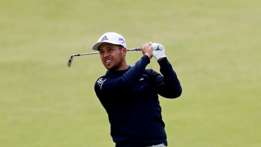 Waste Management Phoenix Open 2021 R2 - Schauffele takes lead, Stricker one behind