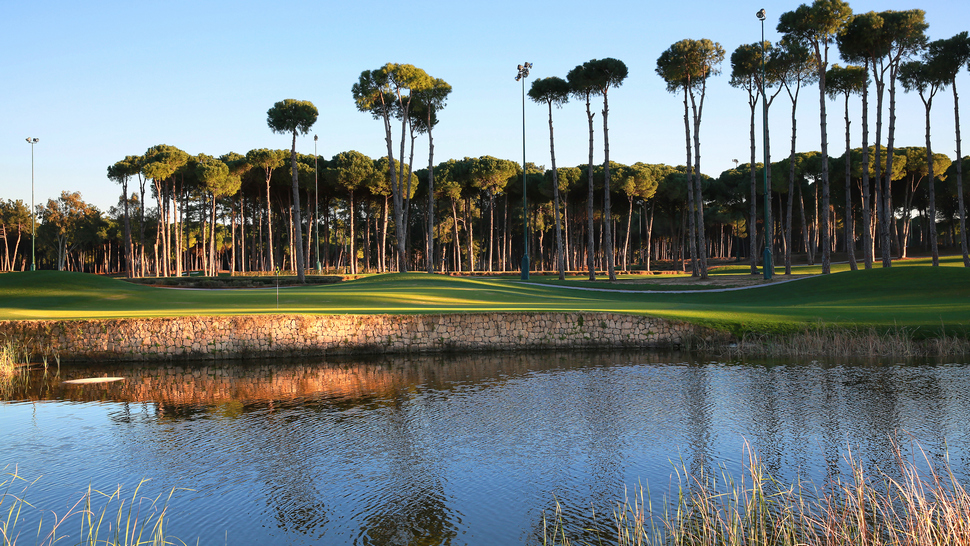 Play the best golf courses in Belek, Turkey