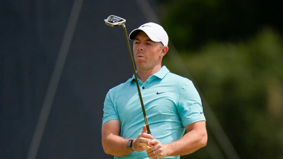 Clark makes his mark as Rory’s putting problems persist