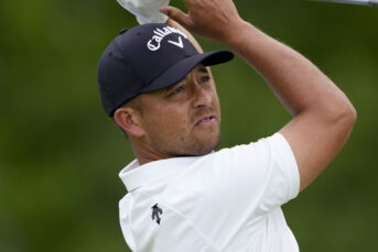 Xander Schauffele bounced back from a late double bogey to share the lead after 54 holes of the US PGA Championship