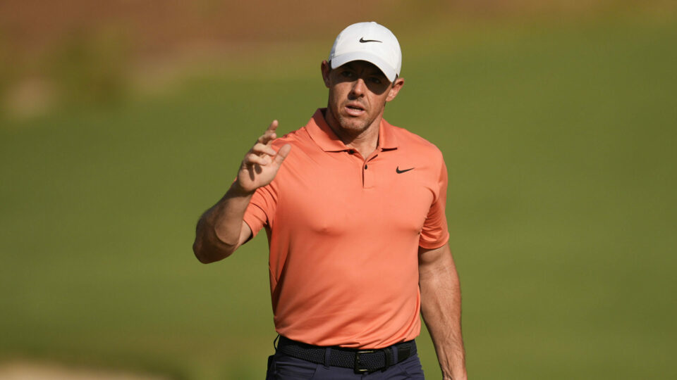 Rory McIlroy took a share of the lead into the second round of the 124th US Open